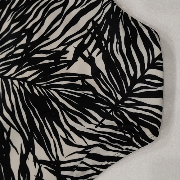 Athleta Palms Tide Bikini Bottom, Black & White Size Large #777042 - Picture 3 of 7